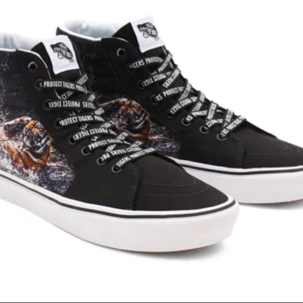 Vans Comfycush Sk-8 Hi NWT Sneaker